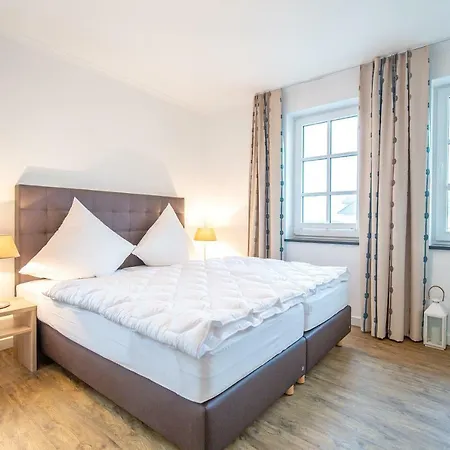 Duenenrose 4 Wolkenlos * Börgerende-Rethwisch