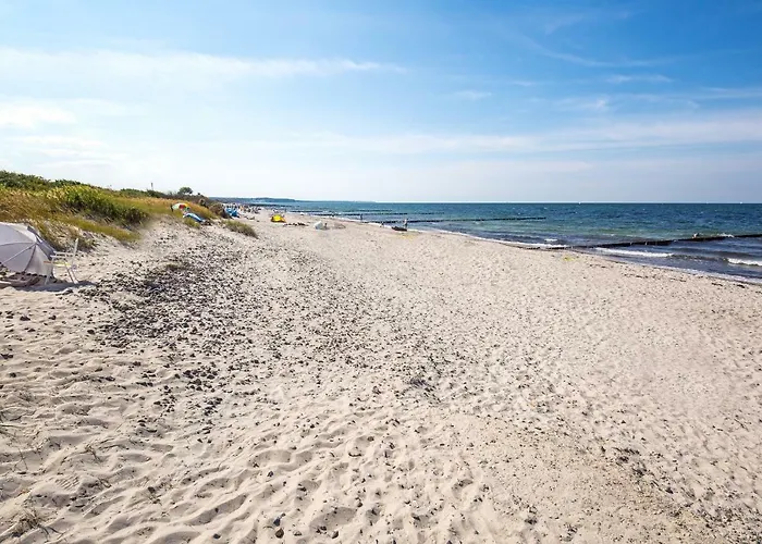 Dünenrose 4 Wolkenlos Börgerende-Rethwisch