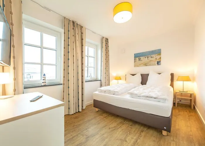 Dünenrose 4 Wolkenlos